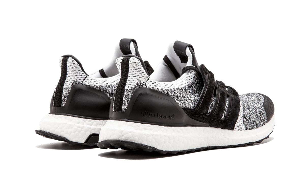 UltraBOOST S.E. "SNS x Social Status" BY2911