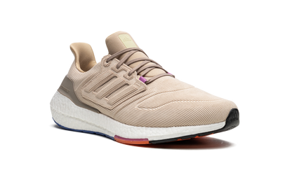 Ultraboost 22 "Magic Beige" GX9178