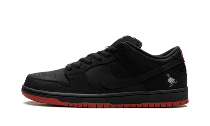 SB Dunk Low TRD QS "Black Pigeon" 883232 008