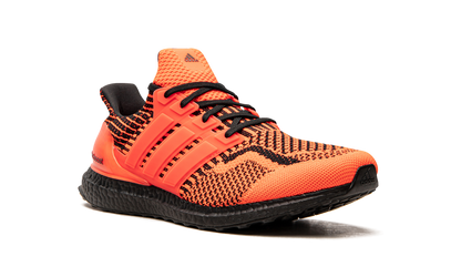 UltraBoost 5.0 DNA "Solar Red / Core Black" G54961