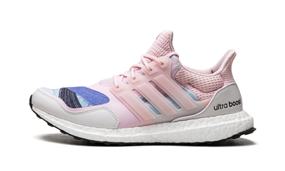 ULTRABOOST S&L DNA WMNS "Women in Power" FX7986