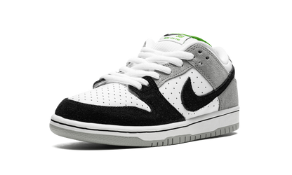 SB Dunk Low Pro "Chlorophyll" BQ6817 011