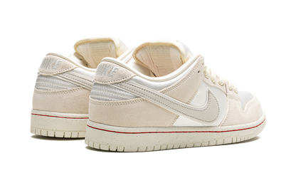 SB Dunk Low "Valentine's Day - Low Love Found" FZ5654 100