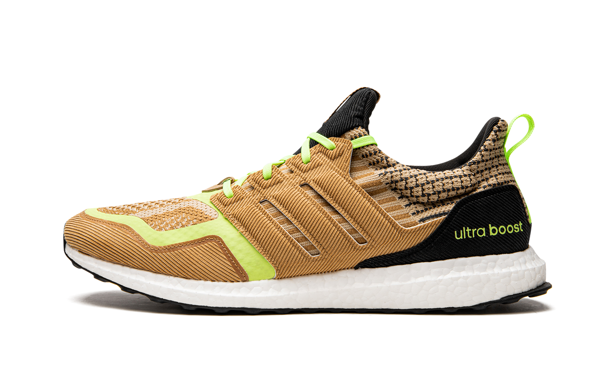 Ultraboost 5.0 DNA "Mesa Signal Green" GX5255