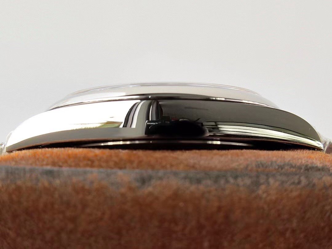 OYSTER PERPETUAL 41 STAINLESS STEEL SKY BLUE DIAL